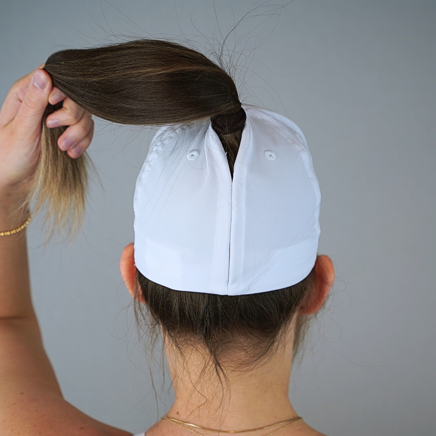 RAVLIN - Ponytail Cap