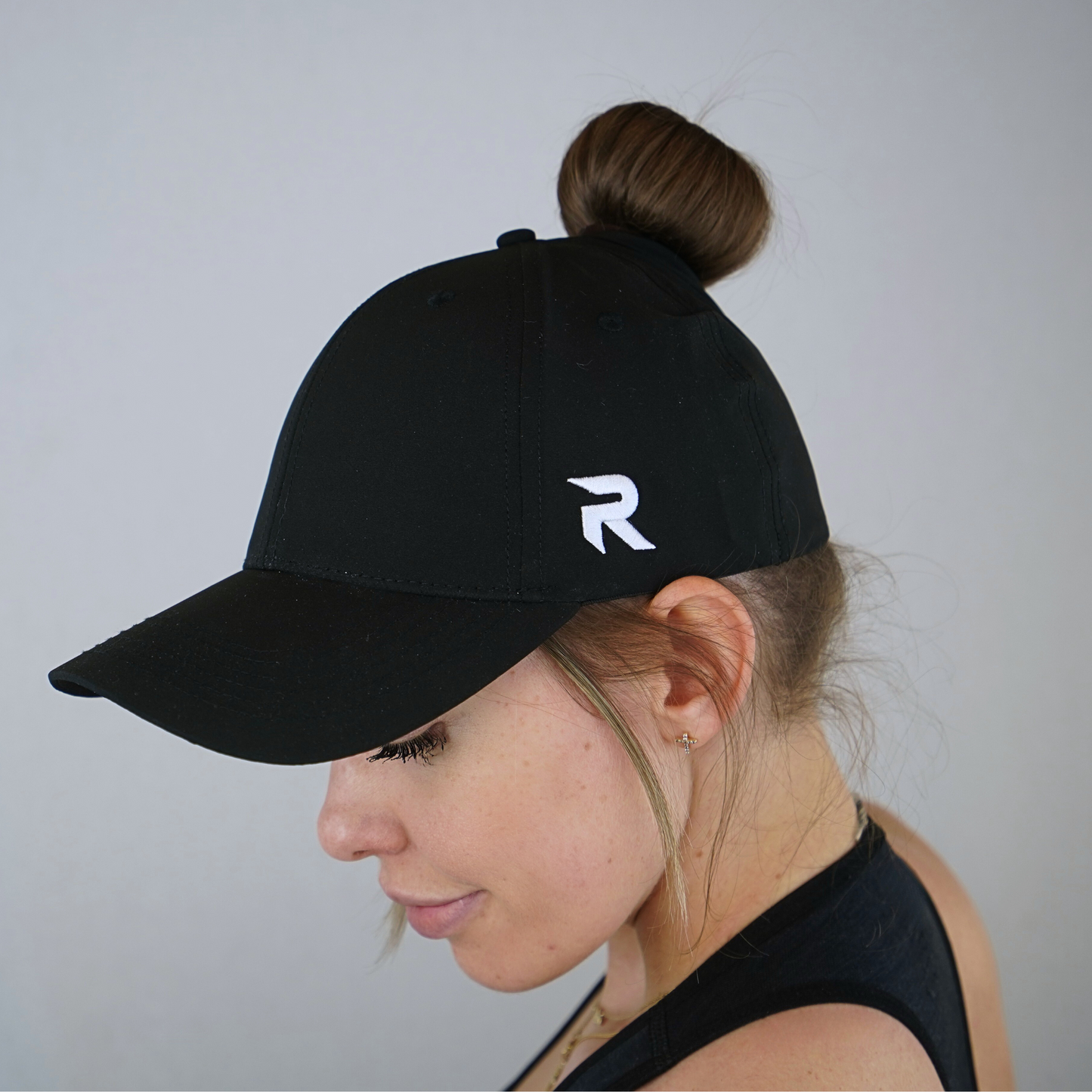 RAVLIN - Ponytail Cap