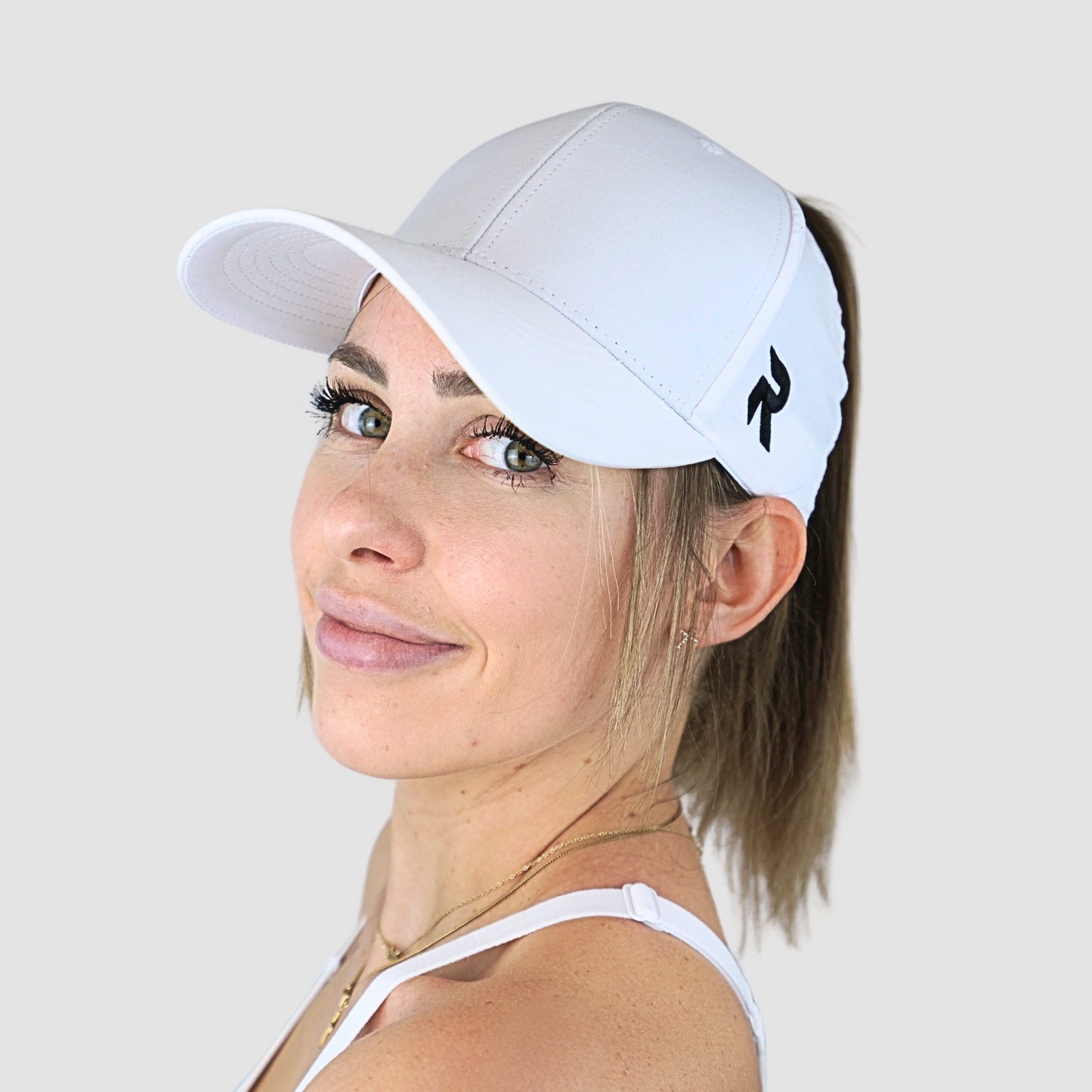 RAVLIN - Ponytail Cap